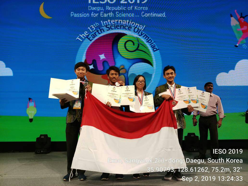 Mahasiswa Universitas Pertamina Ukir Prestasi di Ajang 13th International Earth Science Olympiad (IESO)
